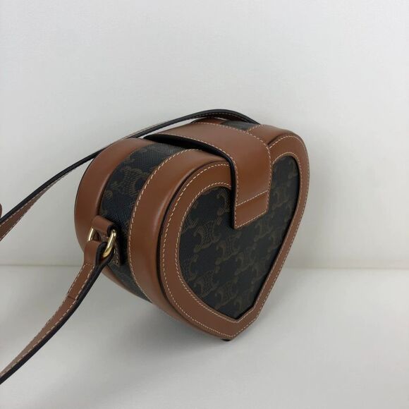 Celine Women Pre-Loved Bag Very Good Condition - Picture 4 of 9